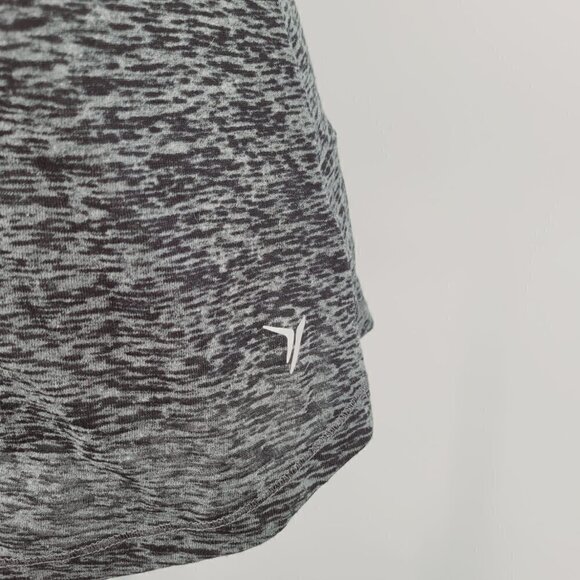 Old Navy Active Loose Fit Ample Athletic Top - Picture 6 of 10